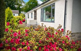 3-Bedroom Bungalow, Central Ambleside With Parking